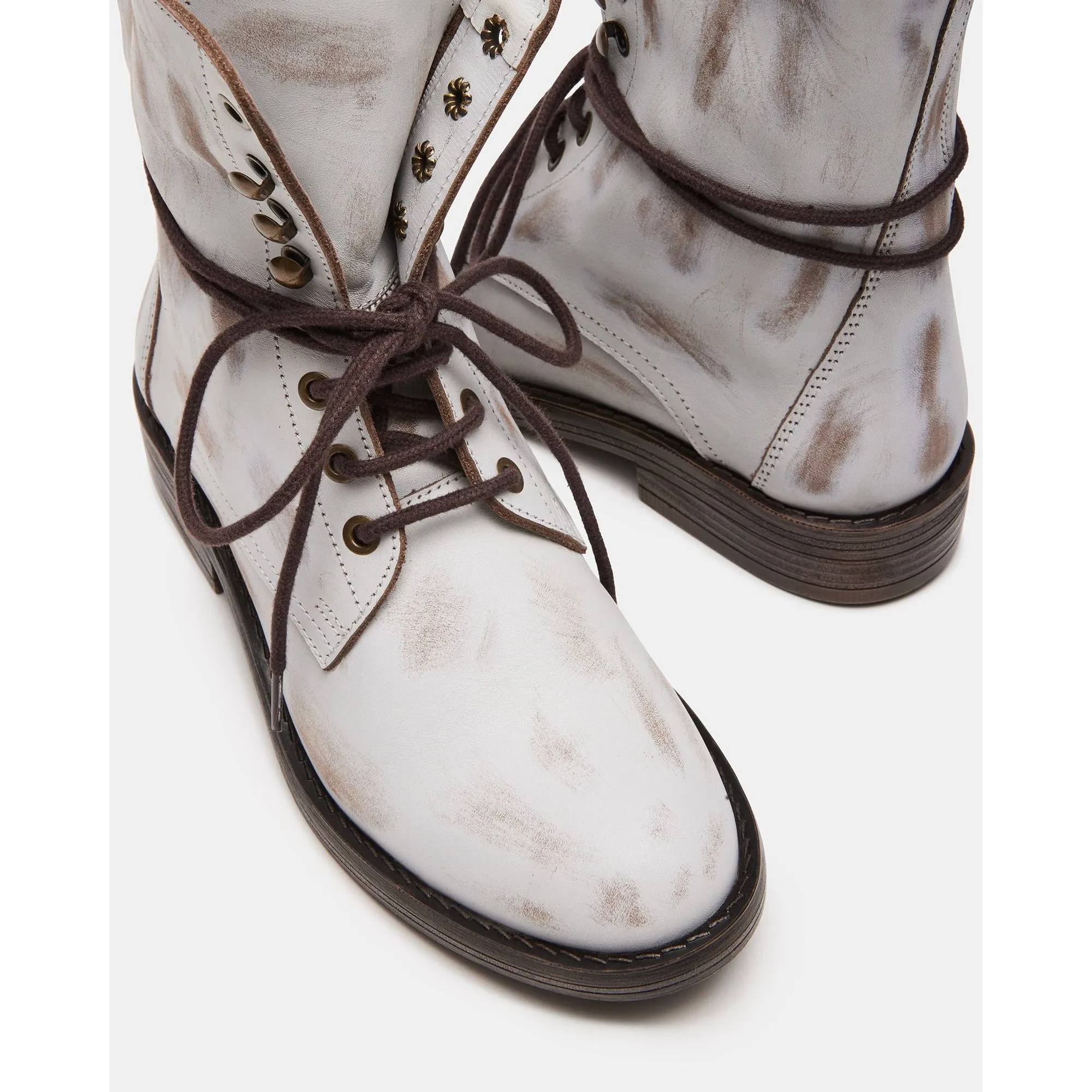 Devie White Leather