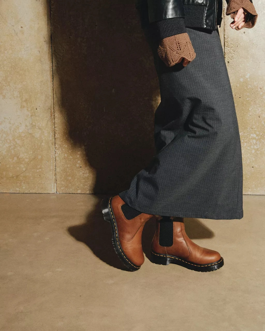 Dr Martens Shoes 2976 Leonore Farrier Boots in Saddle Tan
