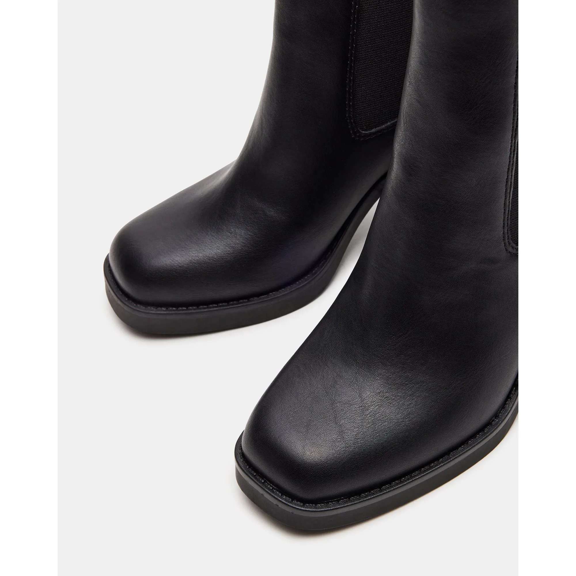 Koraline Black