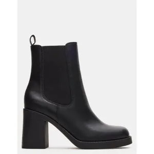 Koraline Black