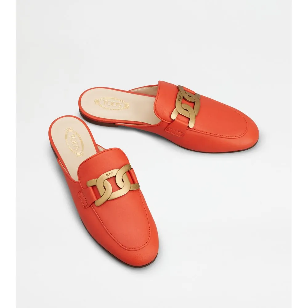 Mules in Leather