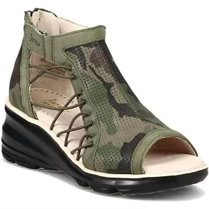 Naomi Wedge Sandal In Camo
