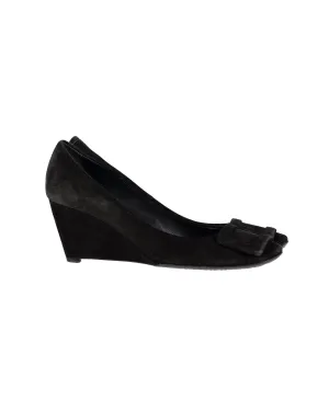 Roger Vivier Buckle Wede Pumps in Black Suede