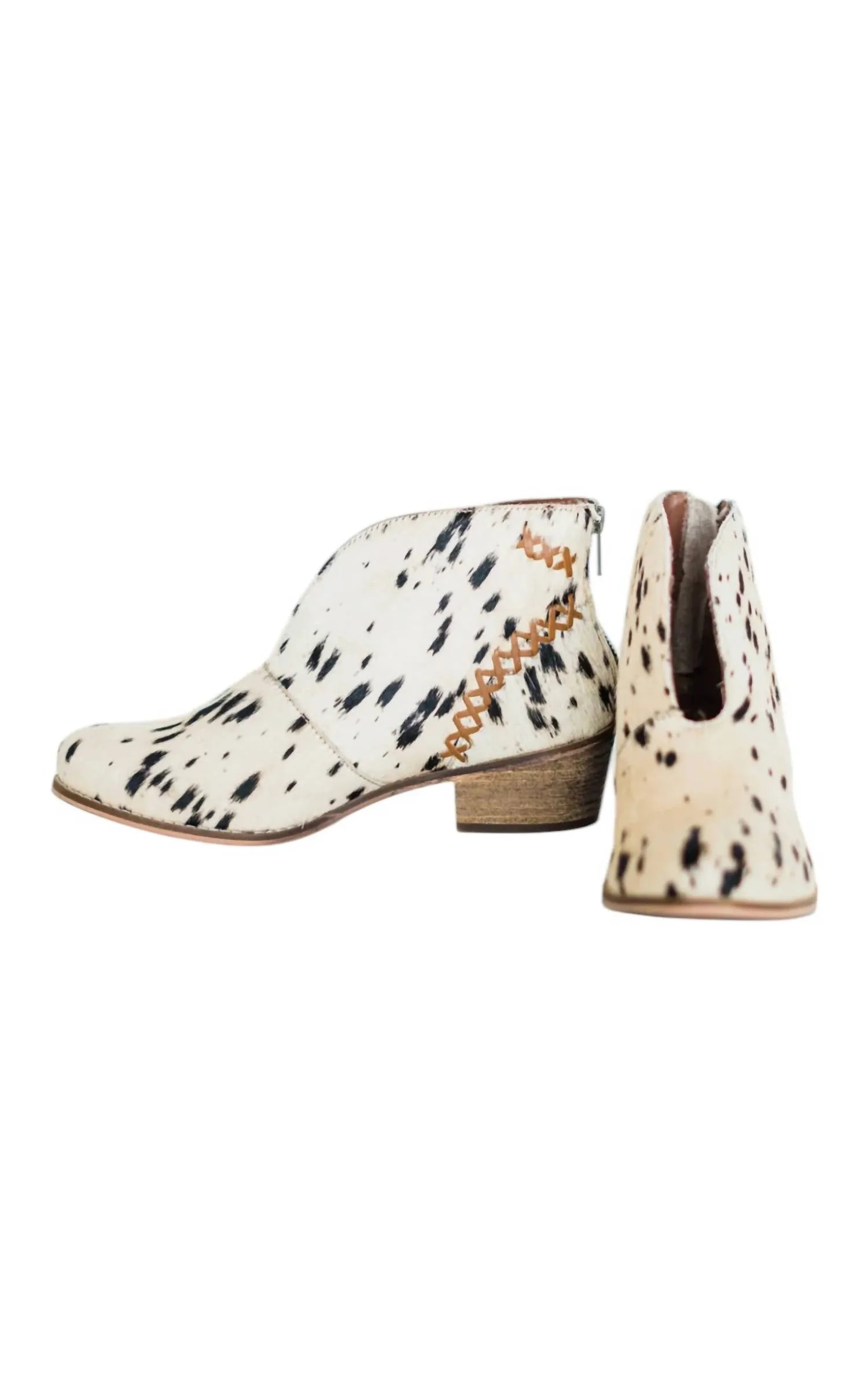 Women's All Roads Bootie In Black And White
