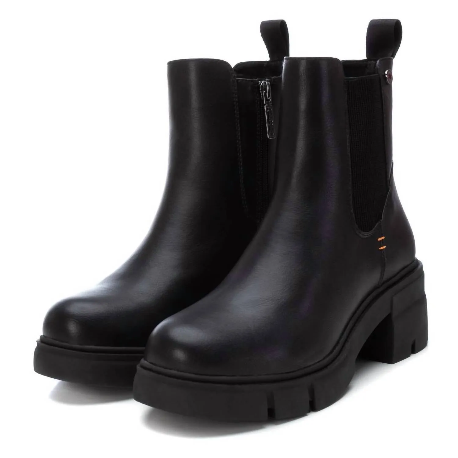 Women's Chelsea Booties In Black