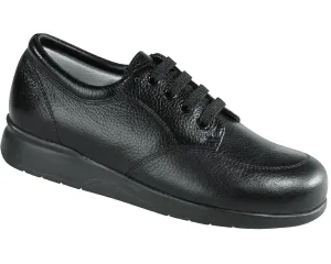 Women's New Villager Shoe In Black Soft Pebble