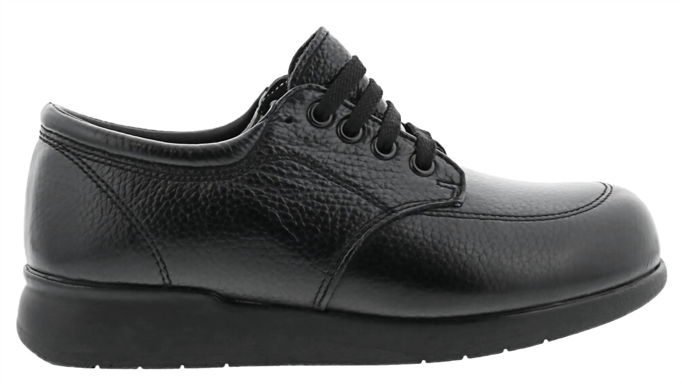 Women's New Villager Shoe In Black Soft Pebble