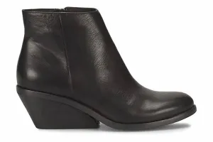Women's Nina Bootie In Black