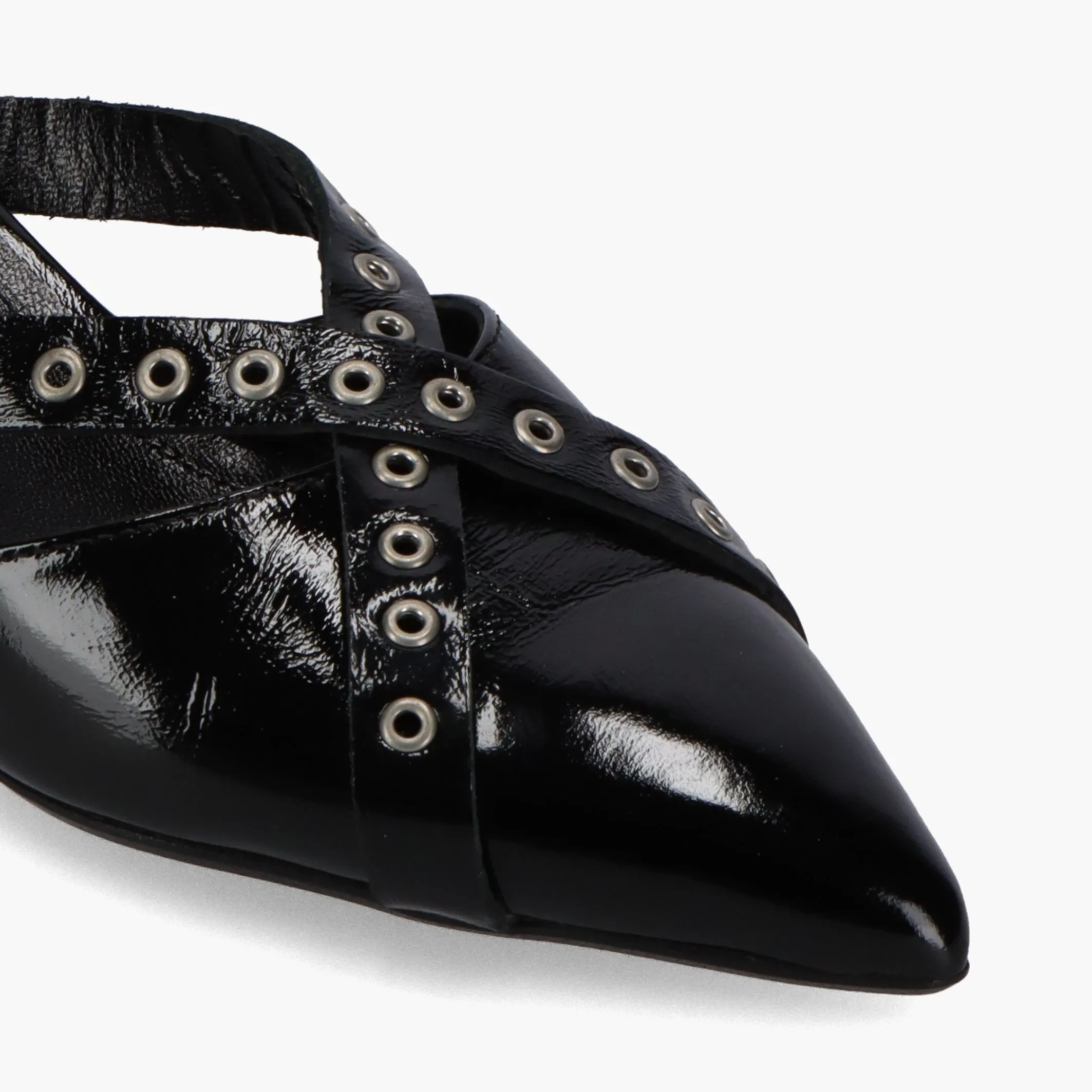Zyra Onix Black Leather Mules