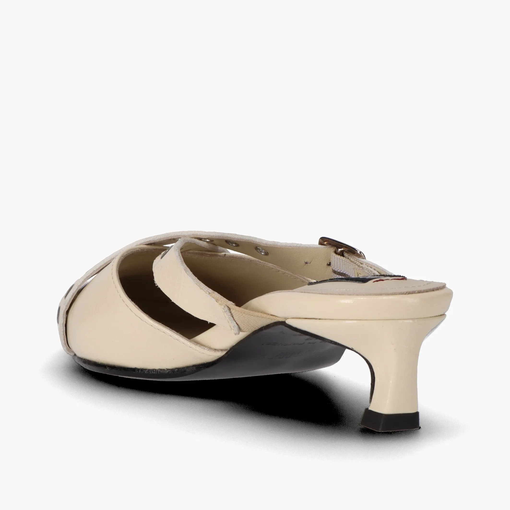 Zyra Onix Cream Leather Mules